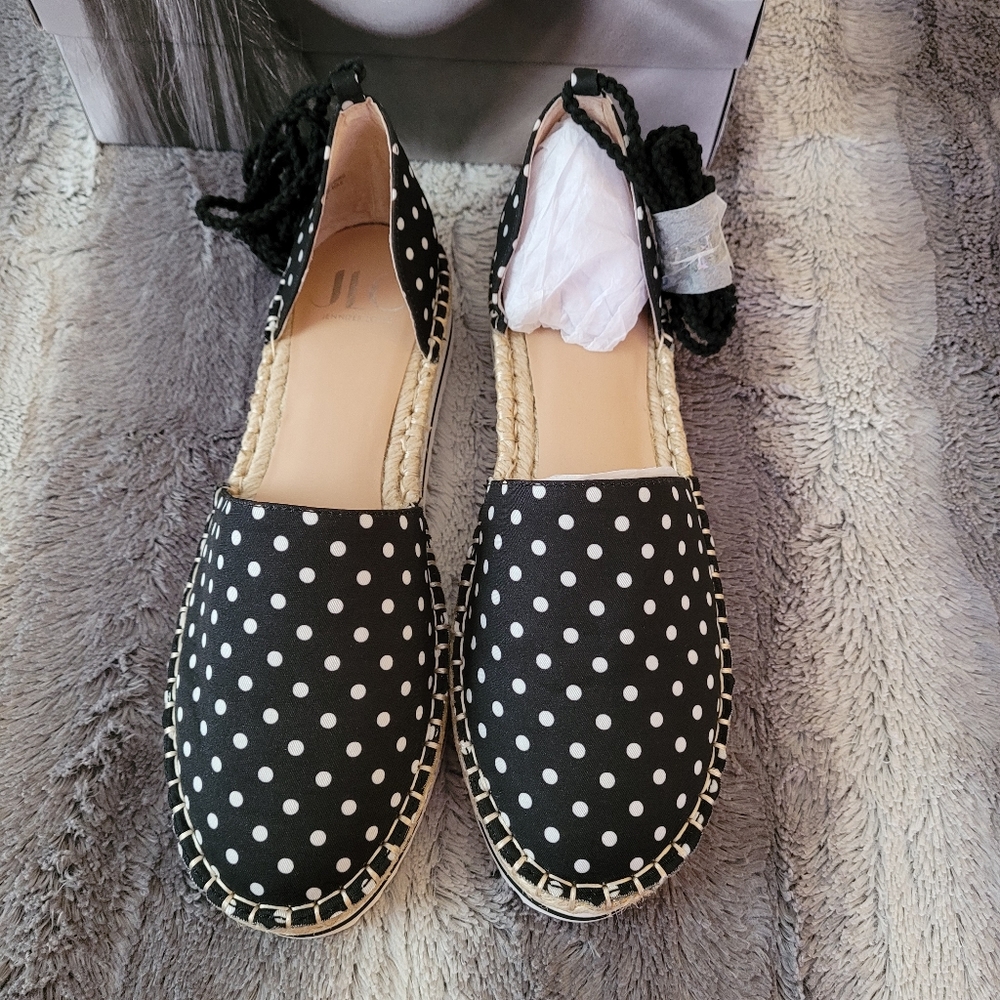 J LO Jennifer Lopez Slip on NWT - Picture 2 of 6
